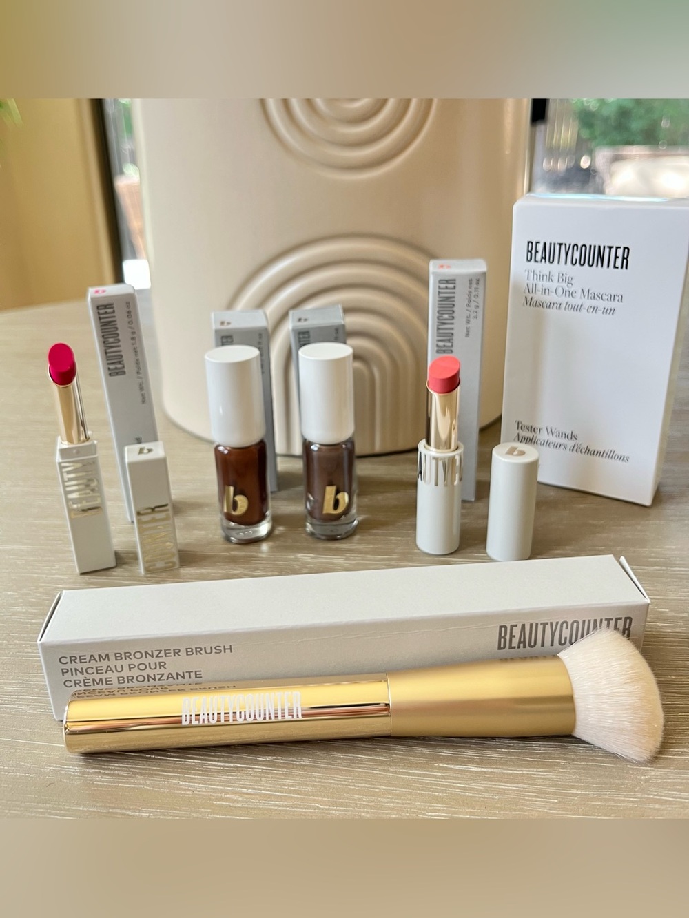 BeautyCounter Bundle of 6 ~ Cream Shadow, Lipstick, Brush, Tester Wands